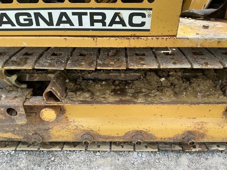 #121-•-2014-magnatrac-mh-7000-crawler-loader-image-78