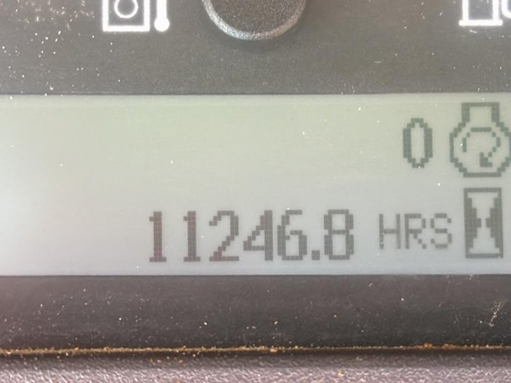 2018-deere-437e-image-10