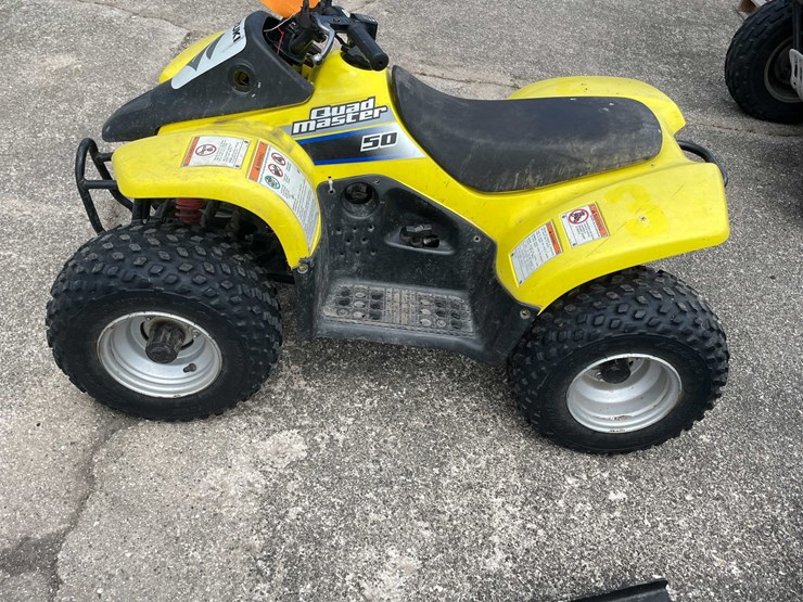 #4177-•-50-cc-four-wheeler-image-24