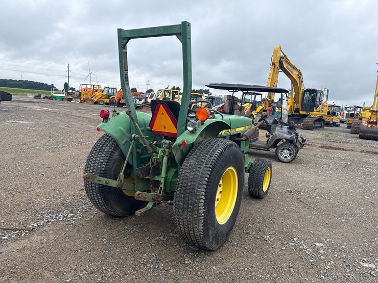 john-deere-850-image-3