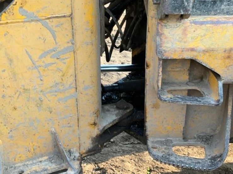 1990-john-deere-640d-image-50