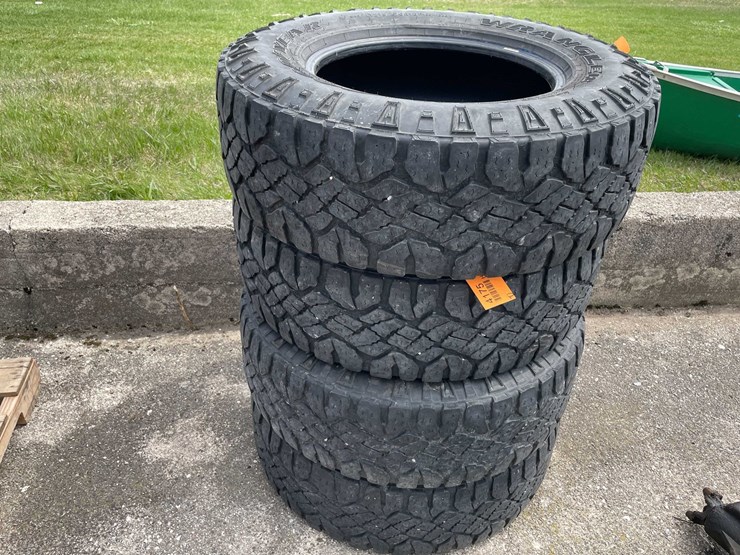 #4175-•-(4)-tires-image-1