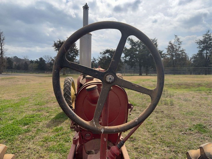farmall-f-20-image-33