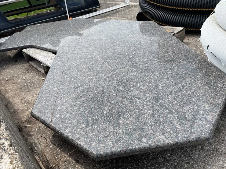 #4170-•-granite-countertop-image-6
