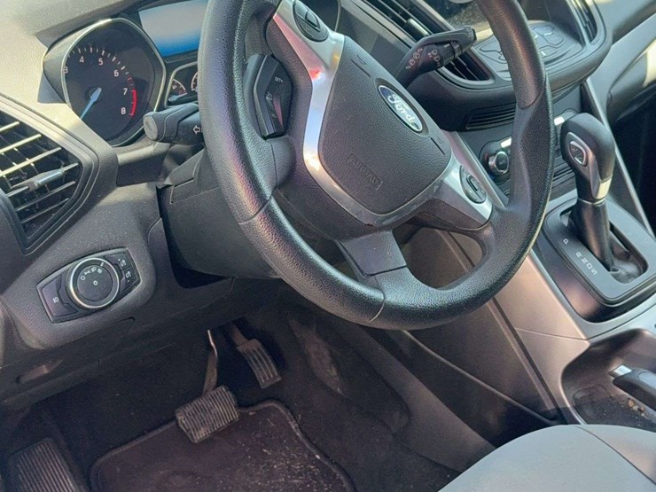 2016-ford-escape-image-10