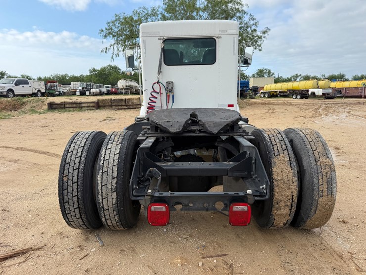 2016-kenworth-t370-image-6