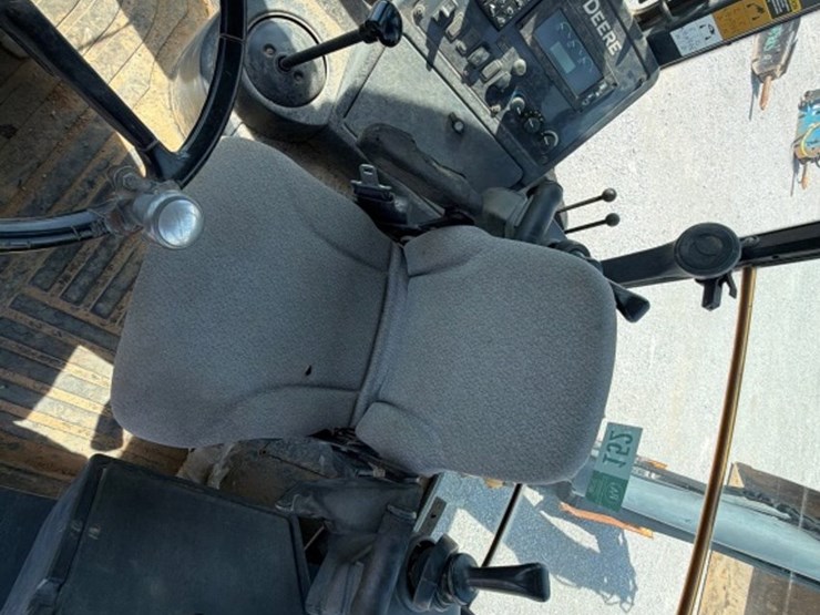 2014-deere-410k-image-7