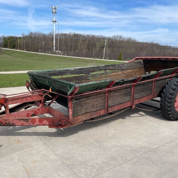 #5512 • Manure Spreader