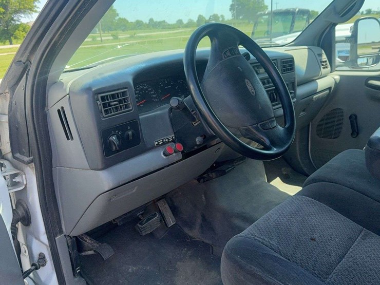 2002-ford-f350-image-7