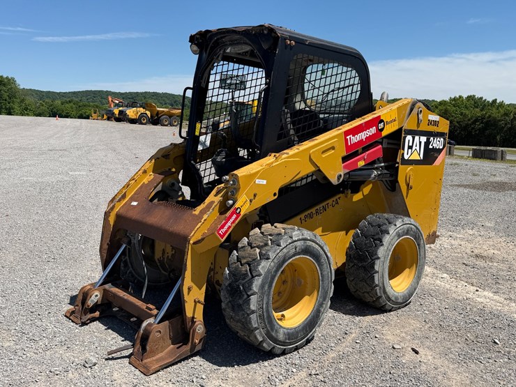 caterpillar-246d-image-1