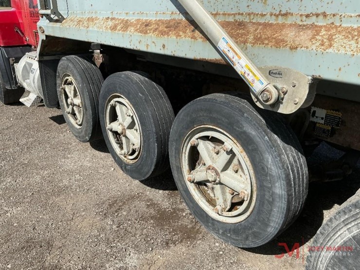1998-mack-rd688s-image-11