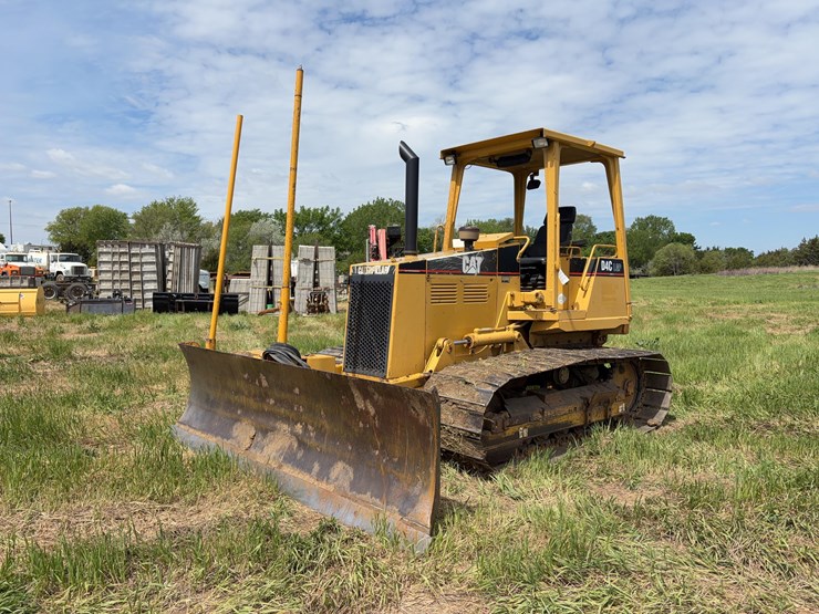 1995-caterpillar-d4c-image-1