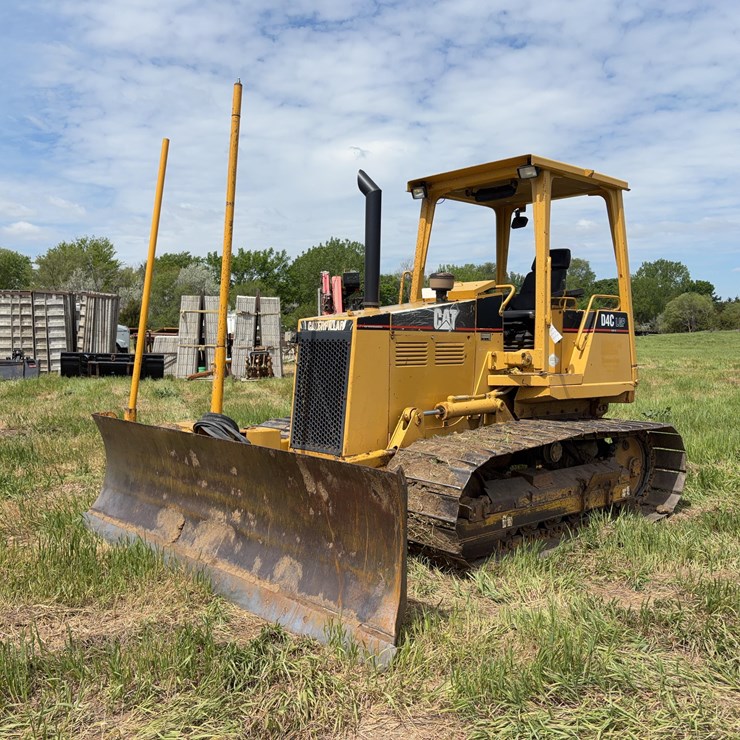 1995 CATERPILLAR D4C