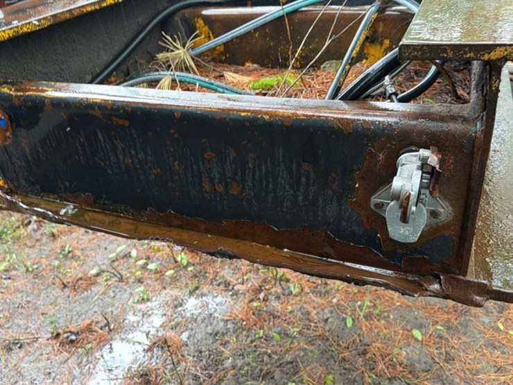 #168-•-1985-lowboy-equipment-trailer-image-17