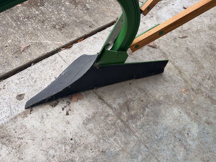 john-deere-left-hand-plow-image-10