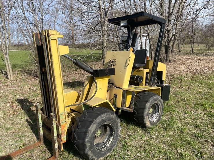 #5498-•-1978-swinger-forklift-image-27