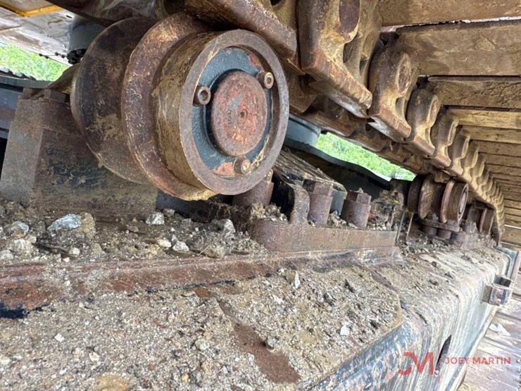 2001-deere-450-lc-image-10