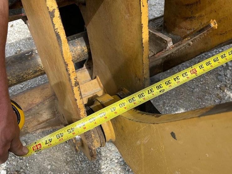 caterpillar-928gz-image-13