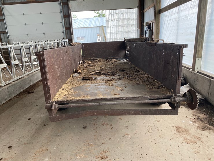 #3568-•-pull-behind-wood-hauler-wagon-image-3