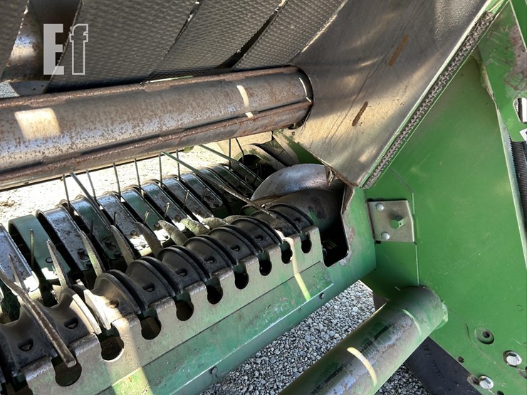 2012-john-deere-569-premium-image-13