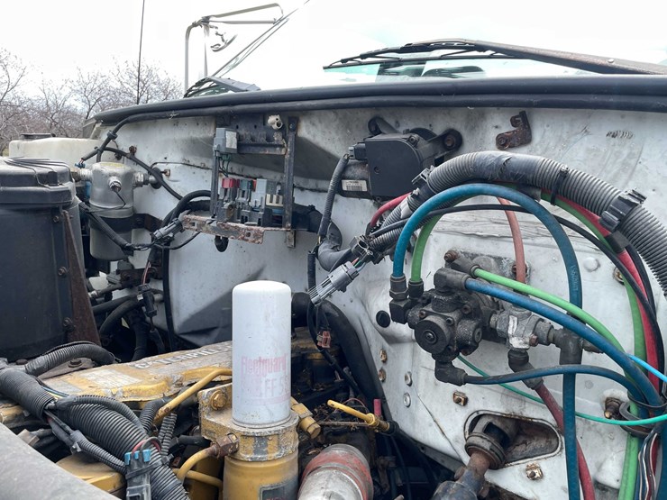 #4157-•-2000-gmc-c7500-(has-wi,-title)-image-132