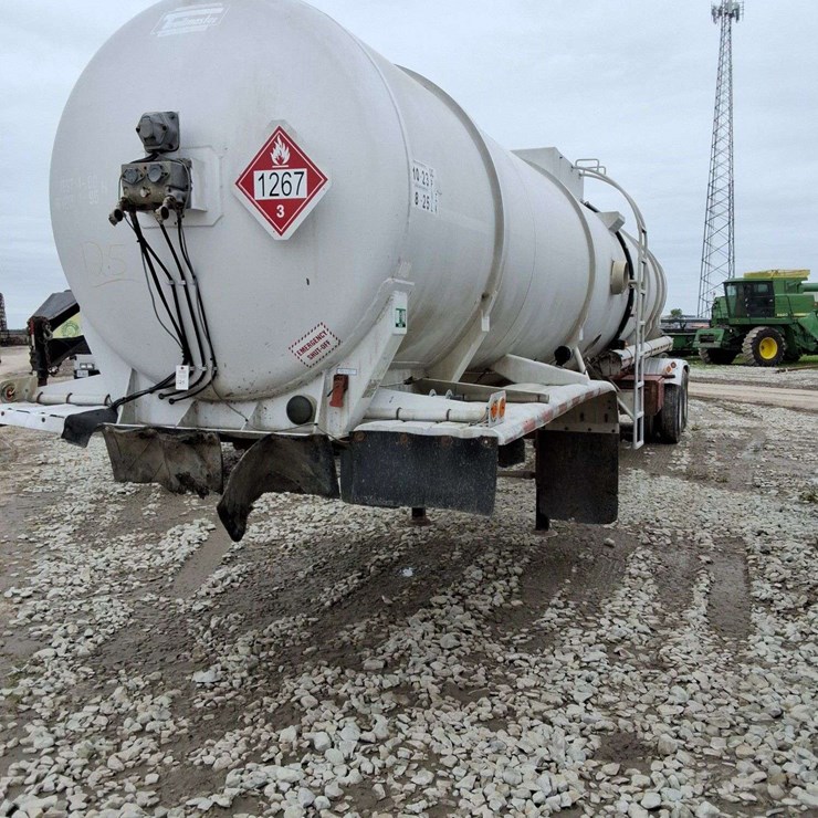 1987 TRAILMASTER TANKER