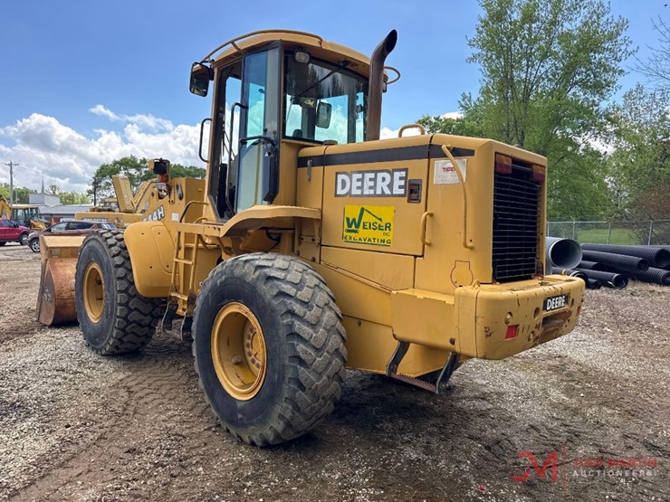 2000-deere-544h-image-4