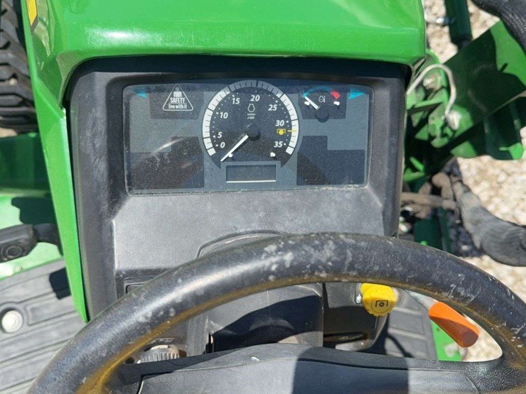 john-deere-1025r-image-6