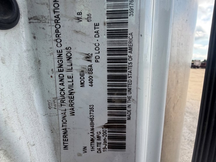 2008-international-durastar-4400-image-20