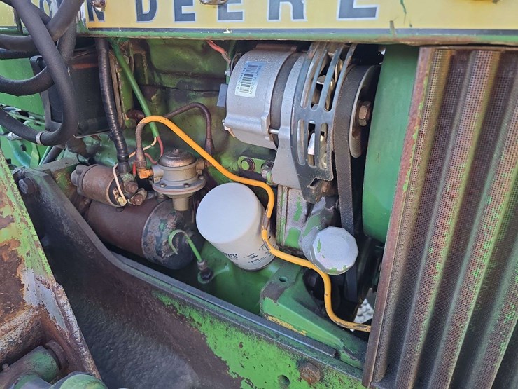 1977-john-deere-2040-image-10