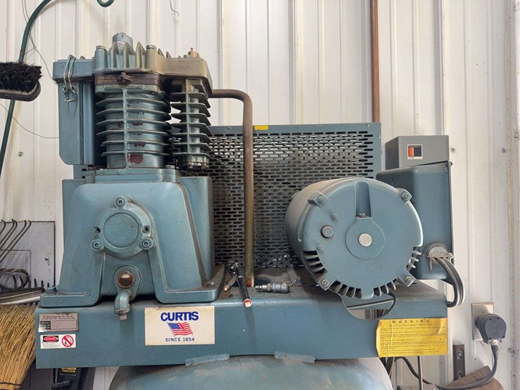 curtis-challenge-air-vt757-81-air-compressor-image-2