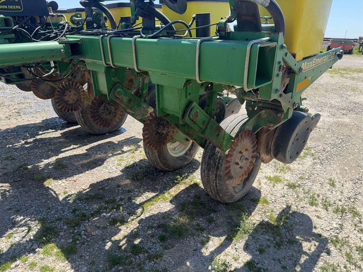 john-deere-1770-image-10