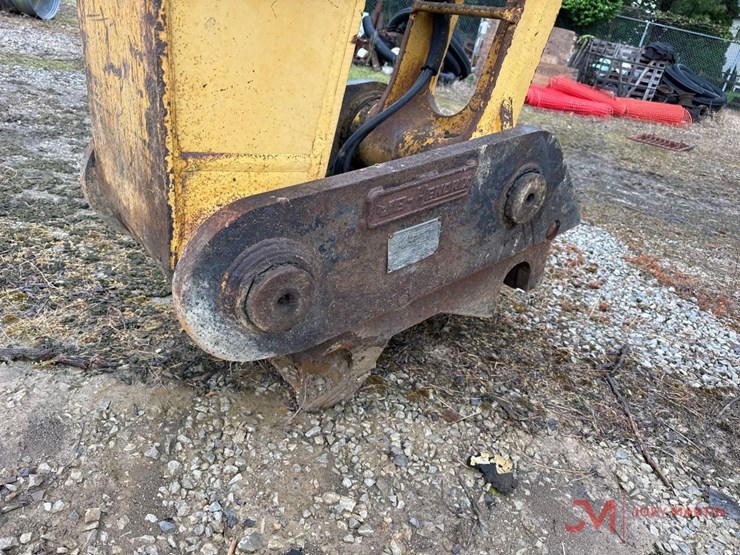 1999-deere-330-lc-image-13