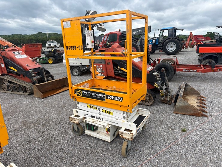 #90-•-hy-brid-pa-827-scissor-lift-image-2