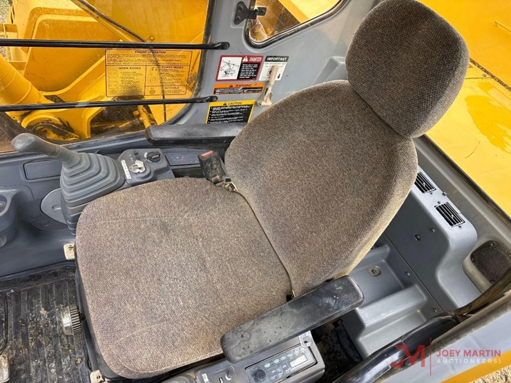 1999-deere-330-lc-image-26