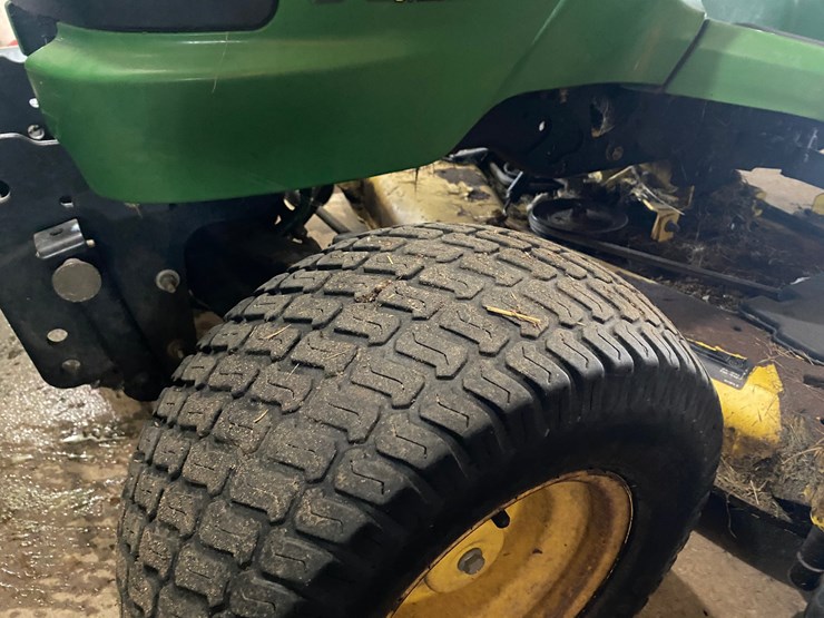 john-deere-x720-image-13