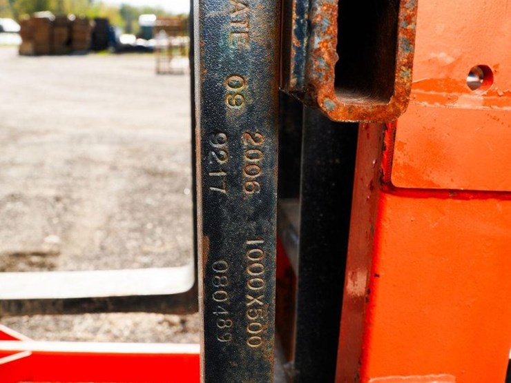 #107-•-2006-rough-terrain-walk-behind-forklift-image-6
