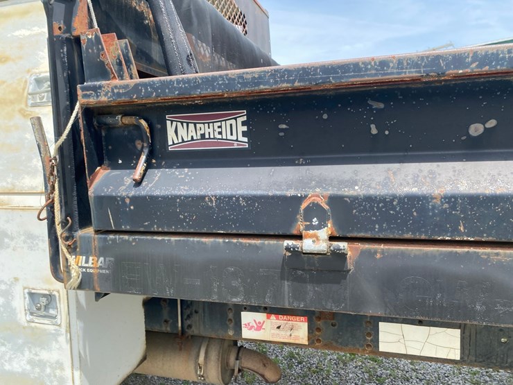 2002-gmc-6500-dump-truck-image-24