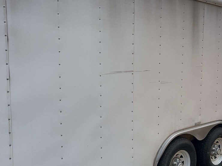 haulmark-20ft-enclosed-trailer-image-12