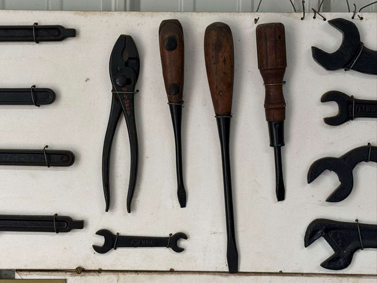 display-of-assorted-wrenches-and-hand-tools-image-4