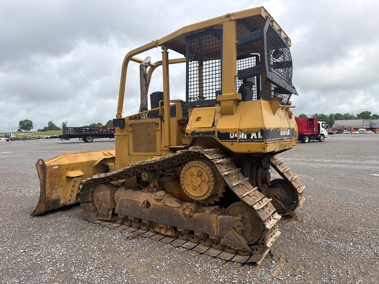 caterpillar-d4h-xl-image-6
