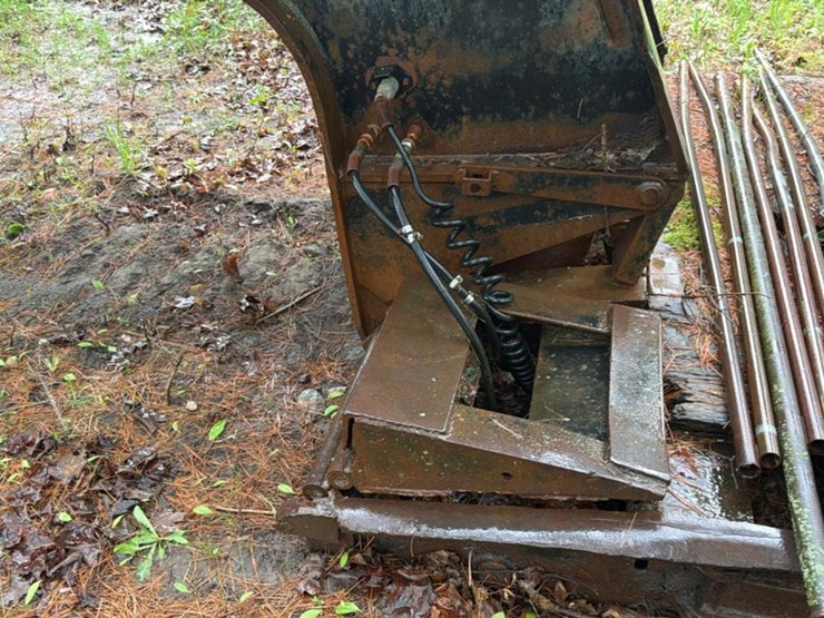 #168-•-1985-lowboy-equipment-trailer-image-13
