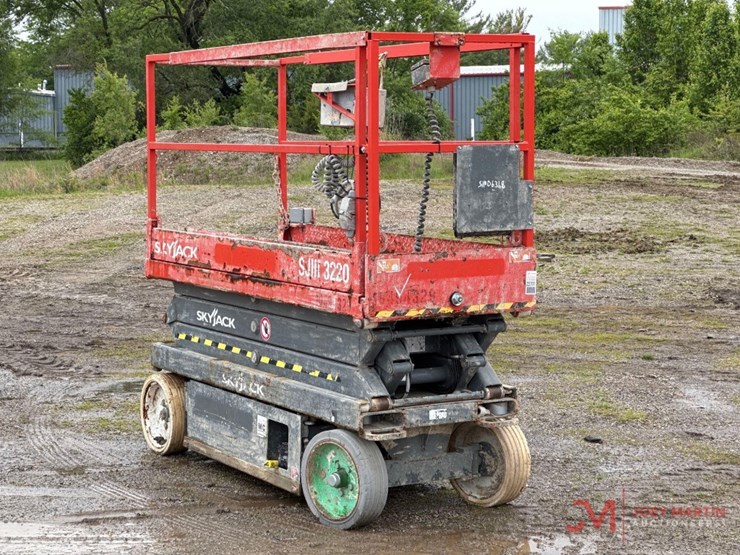 2016-skyjack-sjiii3220-image-1