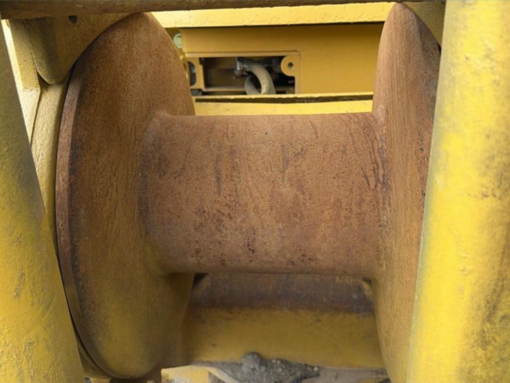 2018-caterpillar-d6k-image-55