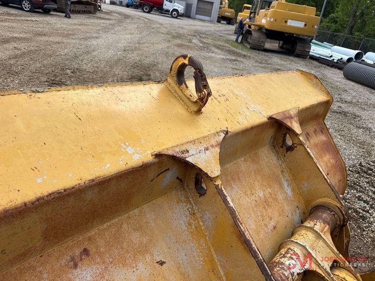 2000-deere-544h-image-10