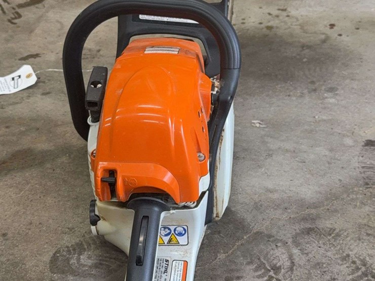 stihl-ms-291-chainsaw-with-stihl-2-cycle-engine-oil-image-5