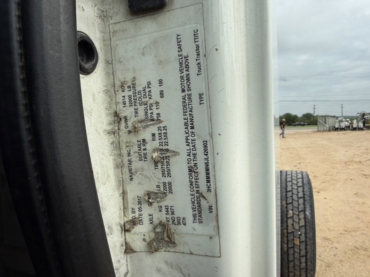 2018-international-durastar-4300-image-16