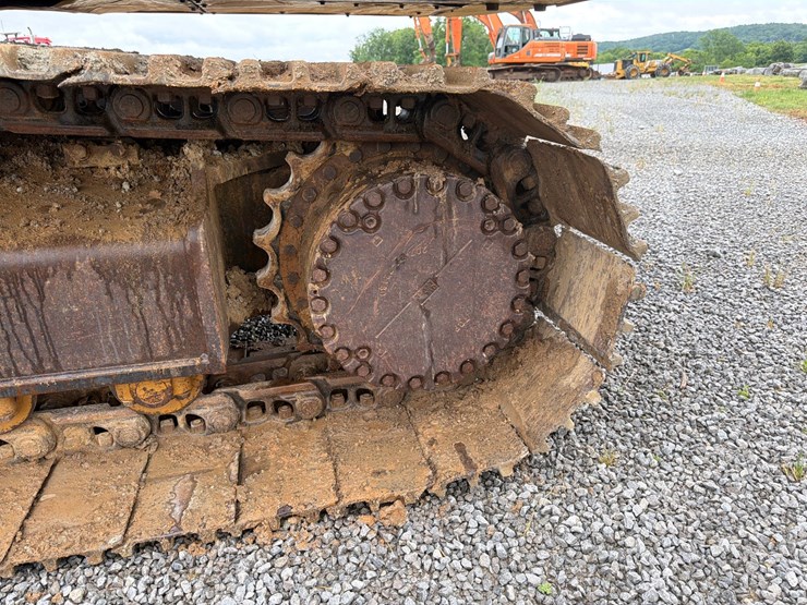 komatsu-pc360-lc-10-image-5