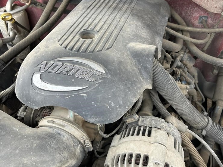 2001-chevrolet-silverado-1500-image-22