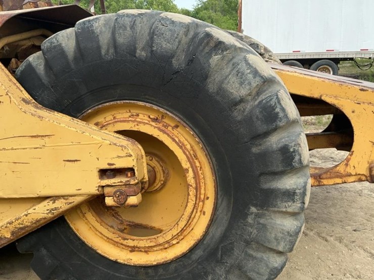 caterpillar-621-image-92